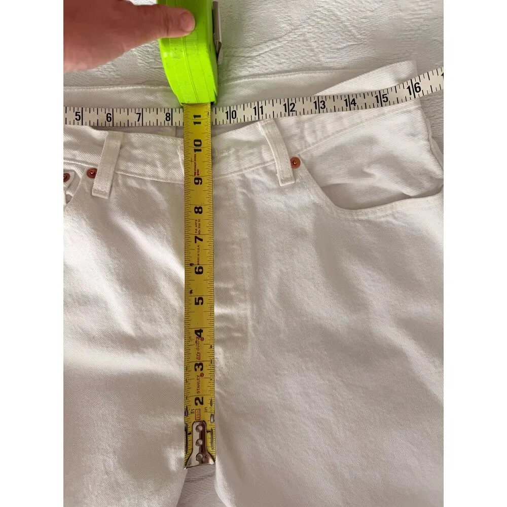 Levi's 501 Original Fit Jeans Mens 33x30 White Straight Leg Button Fly Cotton